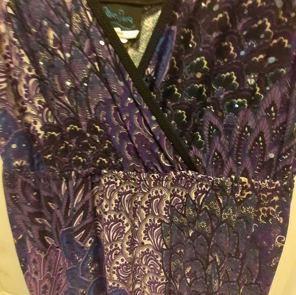 Dream Dance "line art" medium maxi dress - Picture 3 of 7